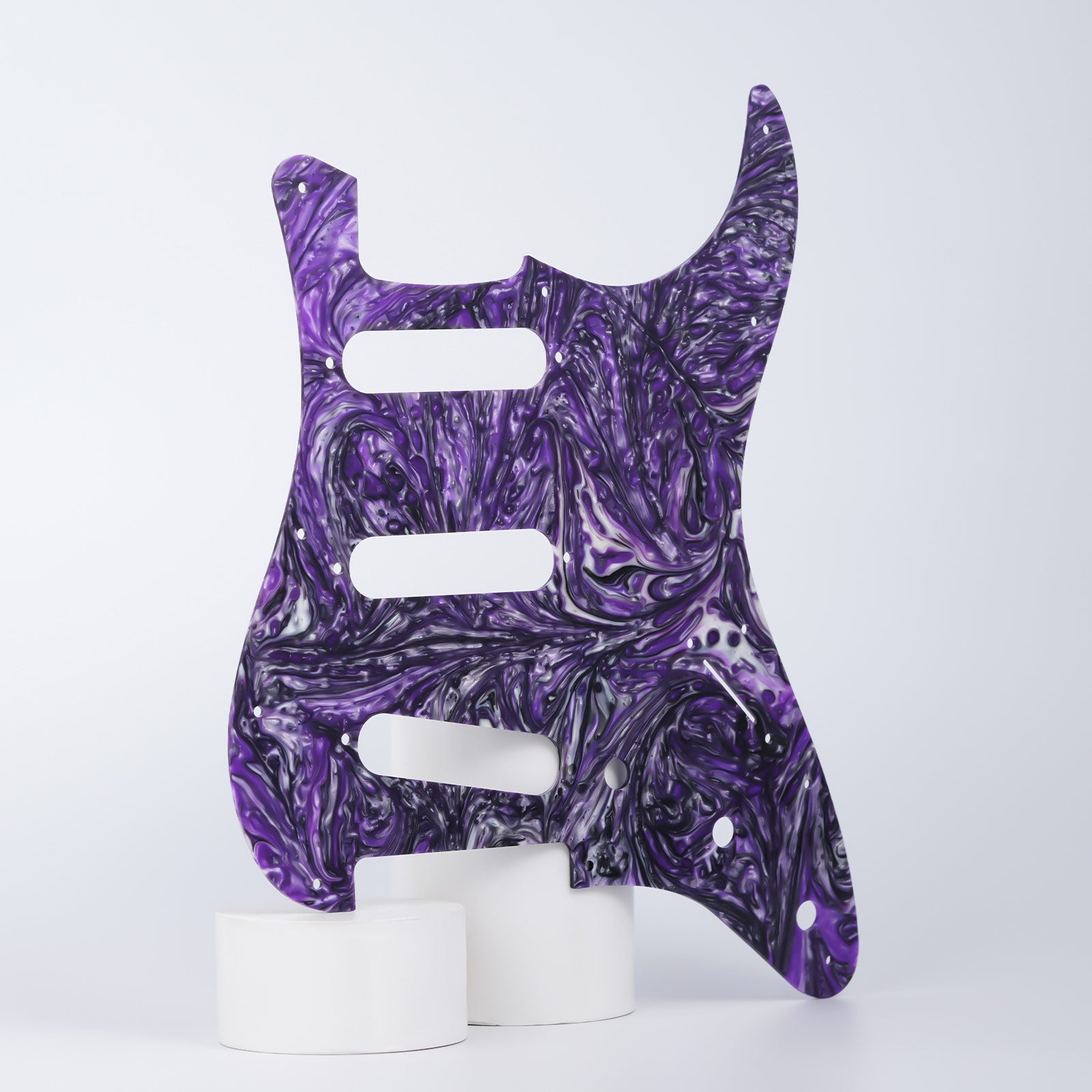 11-hole S/S/S Modern Resin Pickguard for ST Guyker