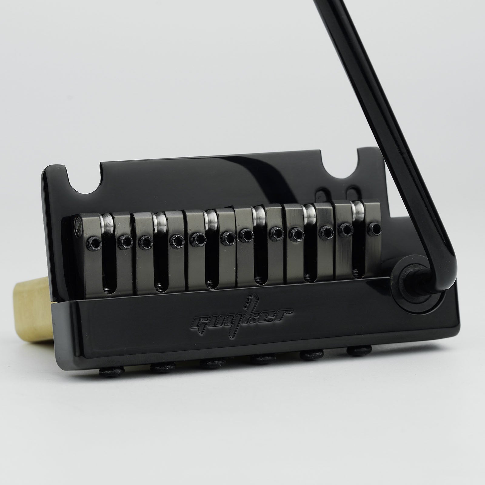 2-Point Tremolo Bridge with Brass Saddle & Block For FD Strat Guyker
