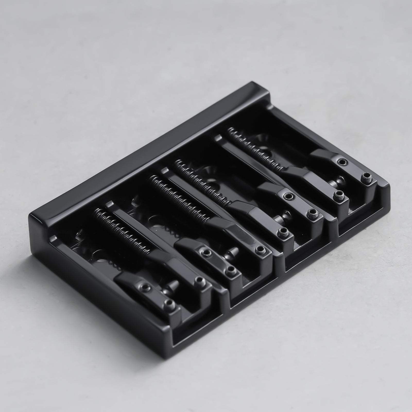 4 String Bass Bridge with Adjustable Saddles Zinc Alloy Vintage Design Guyker