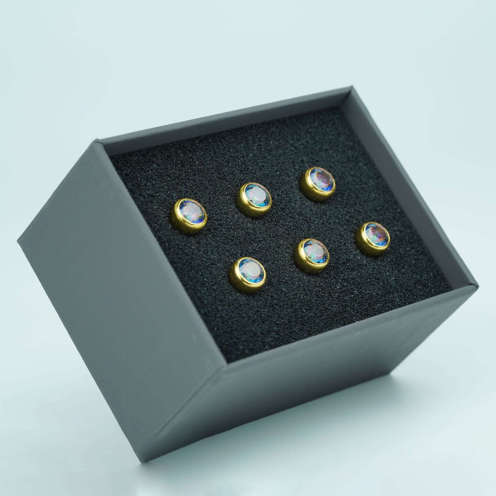 Acoustic Guitar Bridge Pins – Colored Diamond Inlays | Guyker