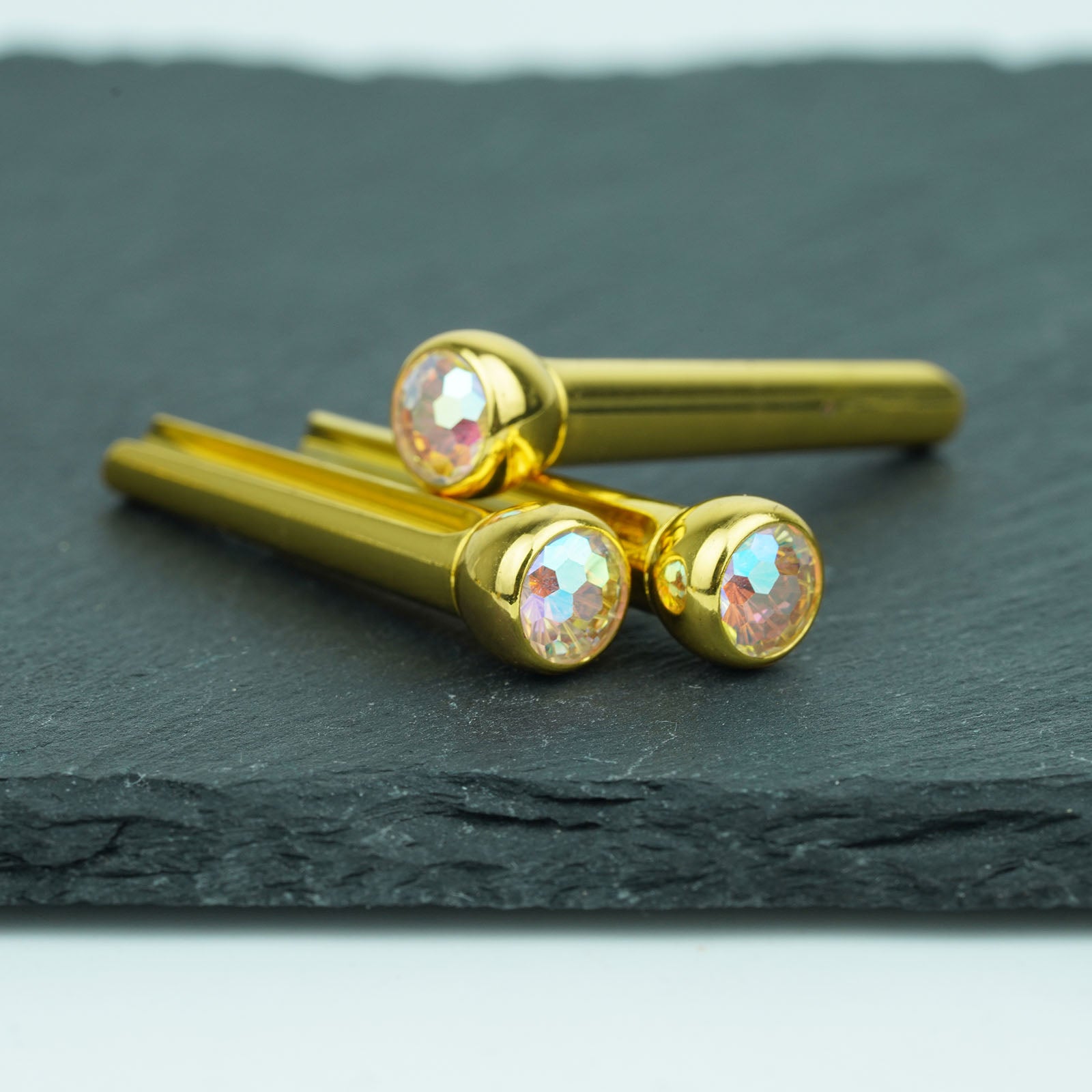 Acoustic Guitar Bridge Pins – Pink Diamond Inlays | Guyker