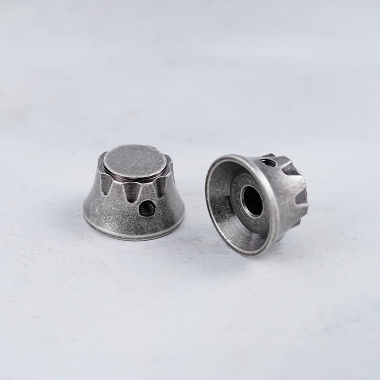 Bell_Cap_Brass_Zinc_Alloy_Control_Knobs_Dia._6mm_for_Electric_Guitar_Bass_Guyker