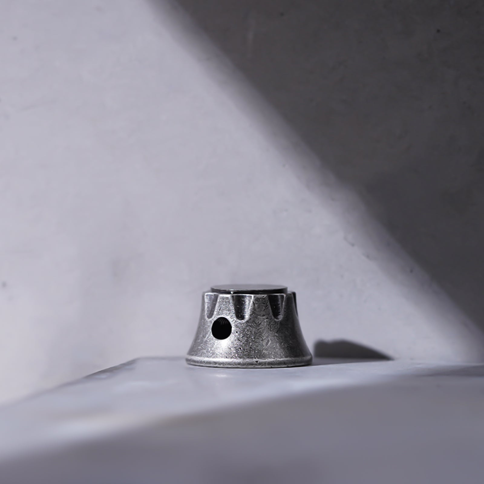 Bell_Cap_Brass_Zinc_Alloy_Control_Knobs_Dia._6mm_for_Electric_Guitar_Bass_Guyker