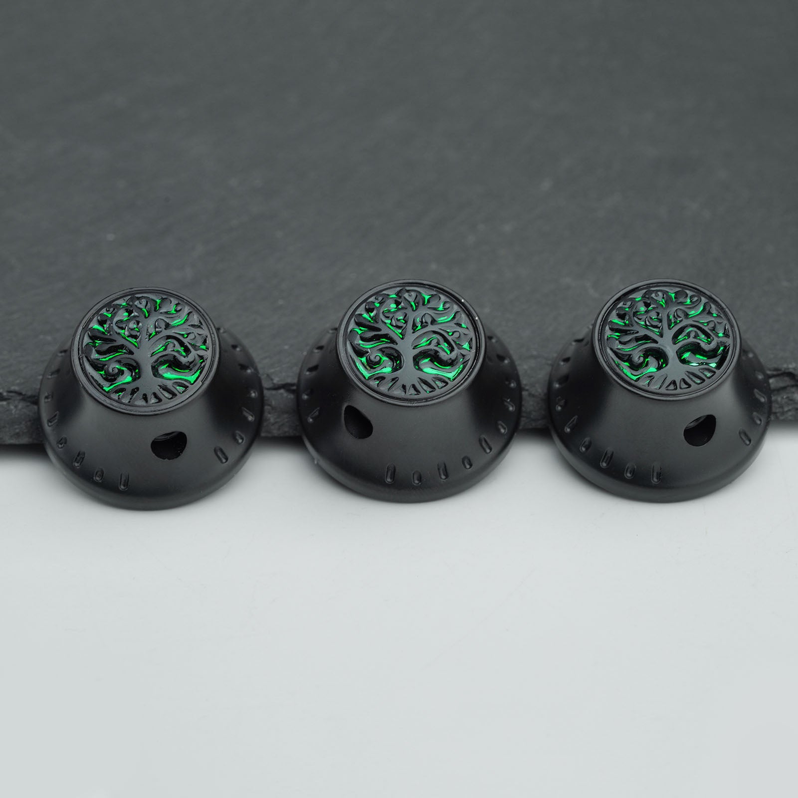 Bell‑Shaped Aluminum Control Knobs with Tree of Life Top Dia. 6.3mm for Electric Guitar & Bass | Guyker
