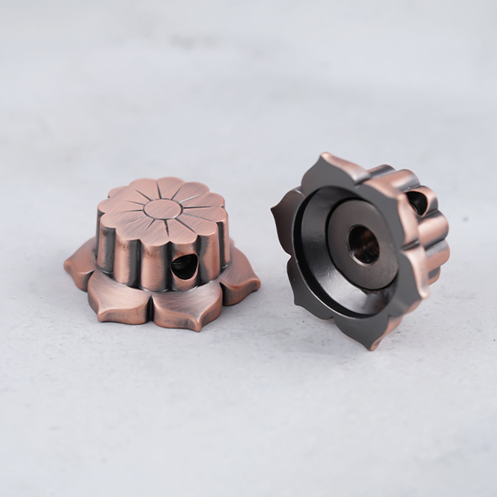 Flower Style Bell Potentiometer Control Knob Set Dia. 6mm for Guitar & Bass | Guyker