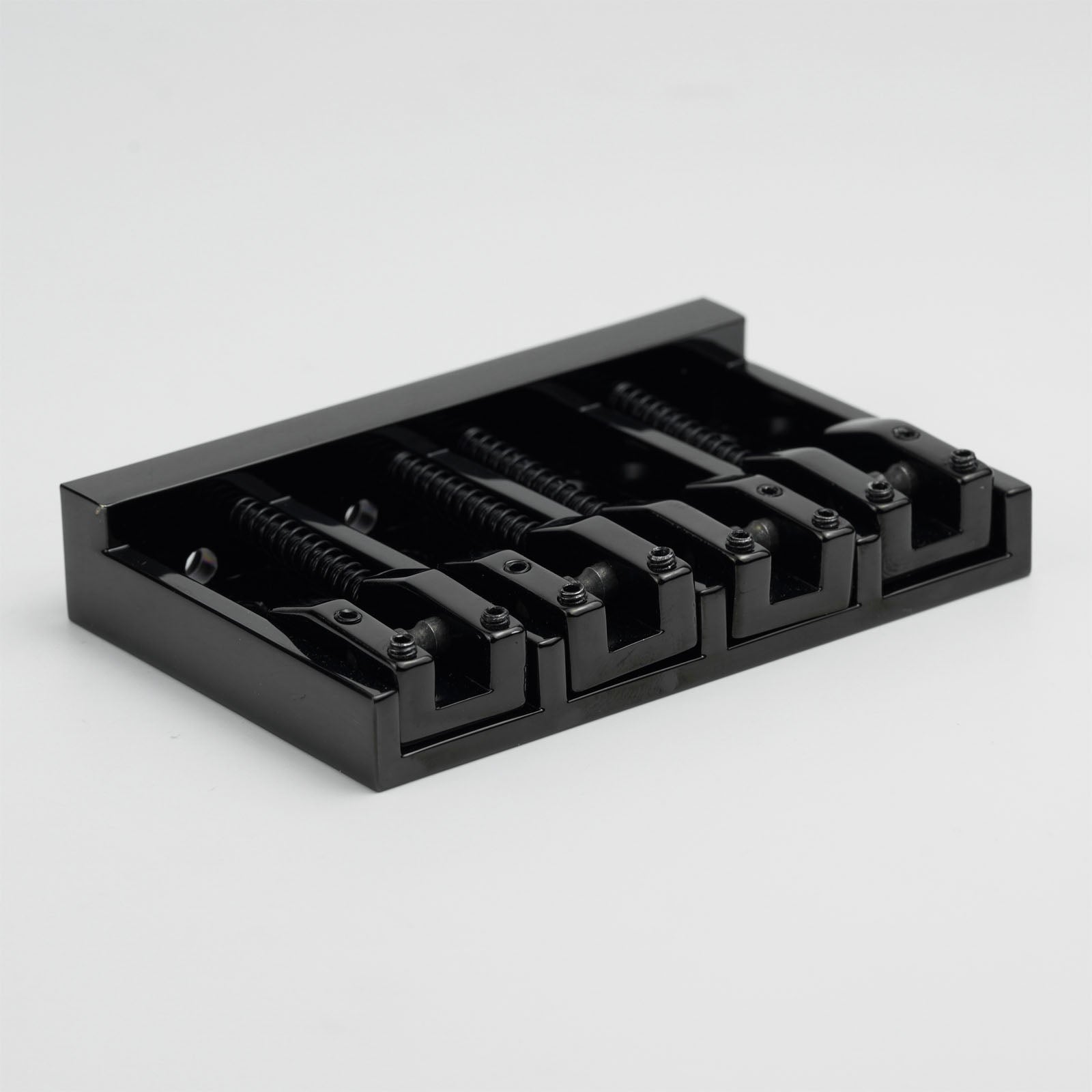 GK1015 4 String High Mass Vintage Machined String Spacing Adjustable Bass Bridge