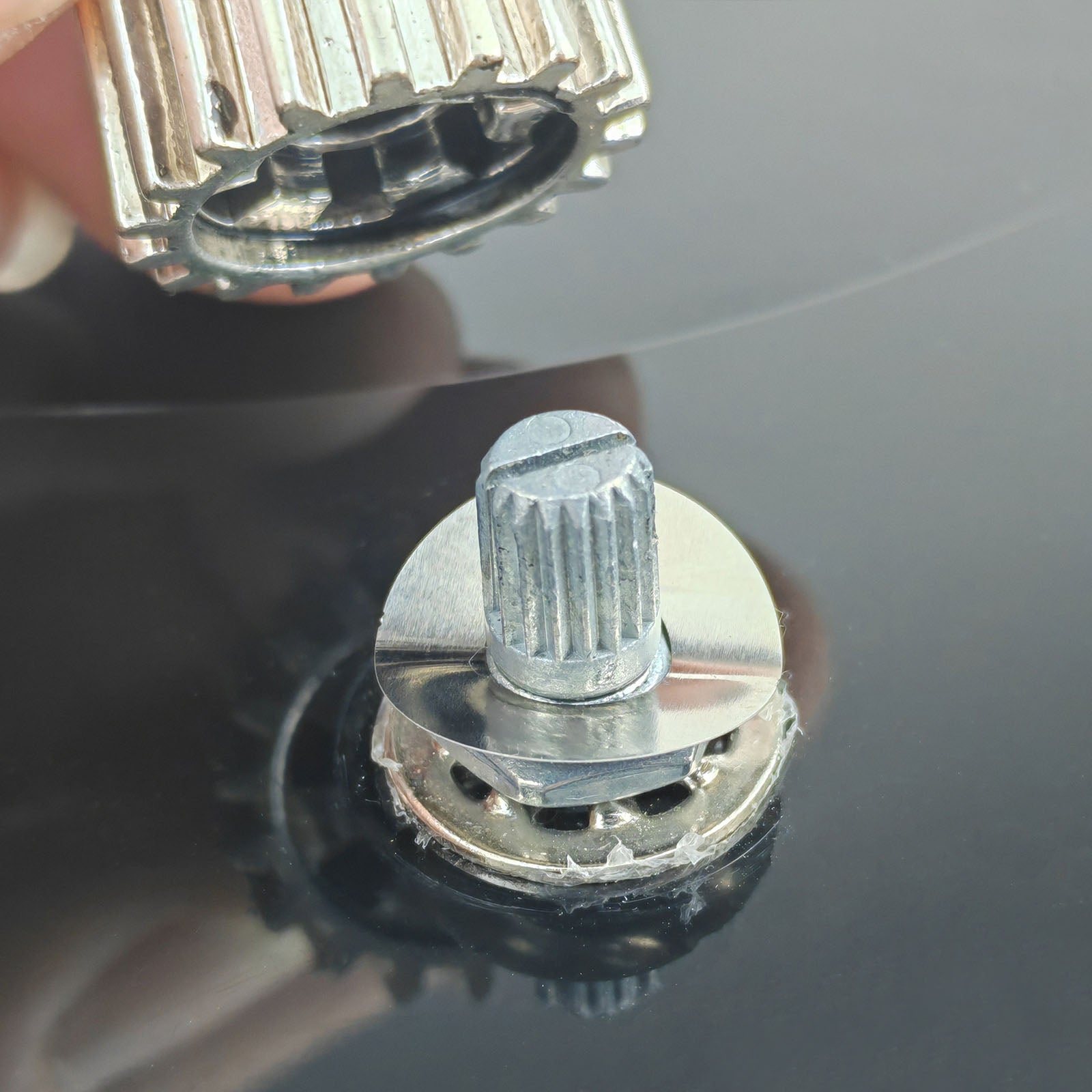 Guyker Stainless Steel Noise-Reduction Washer for Metal Control Knobs Potentiometer Accessory