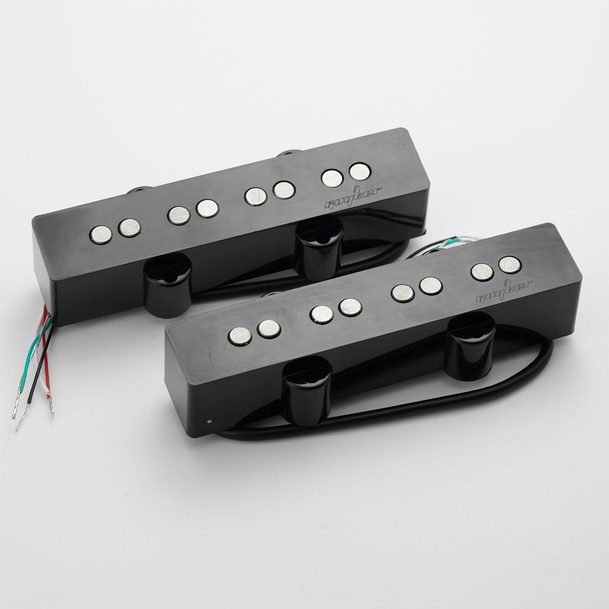Noiseless Stacked Single Coil Style Bass Pickup – Neck 18K & Bridge 19K Guyker
