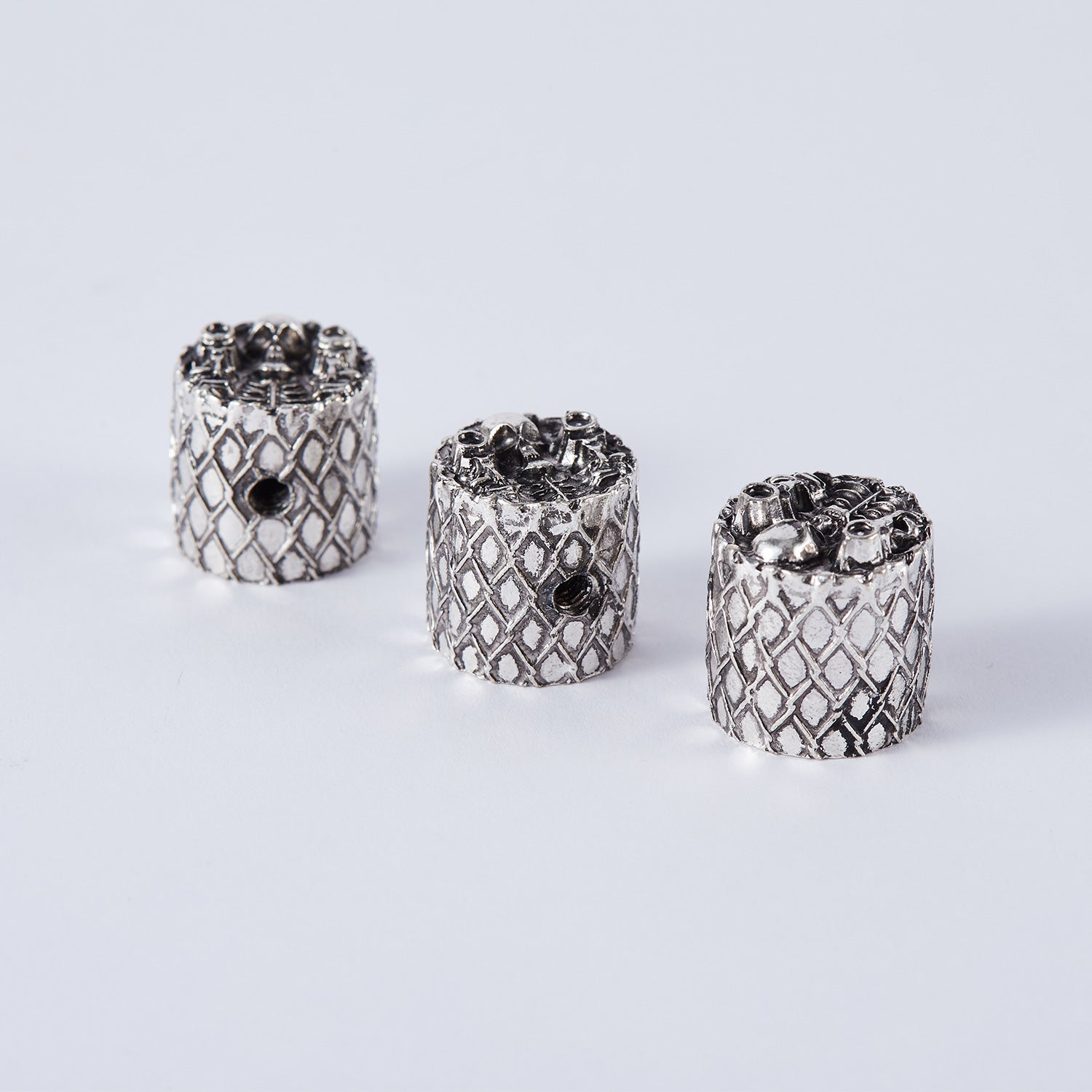 Skull Design Control Knobs Dia. 6mm – Retro Style for Guitar & Bass | Guyker