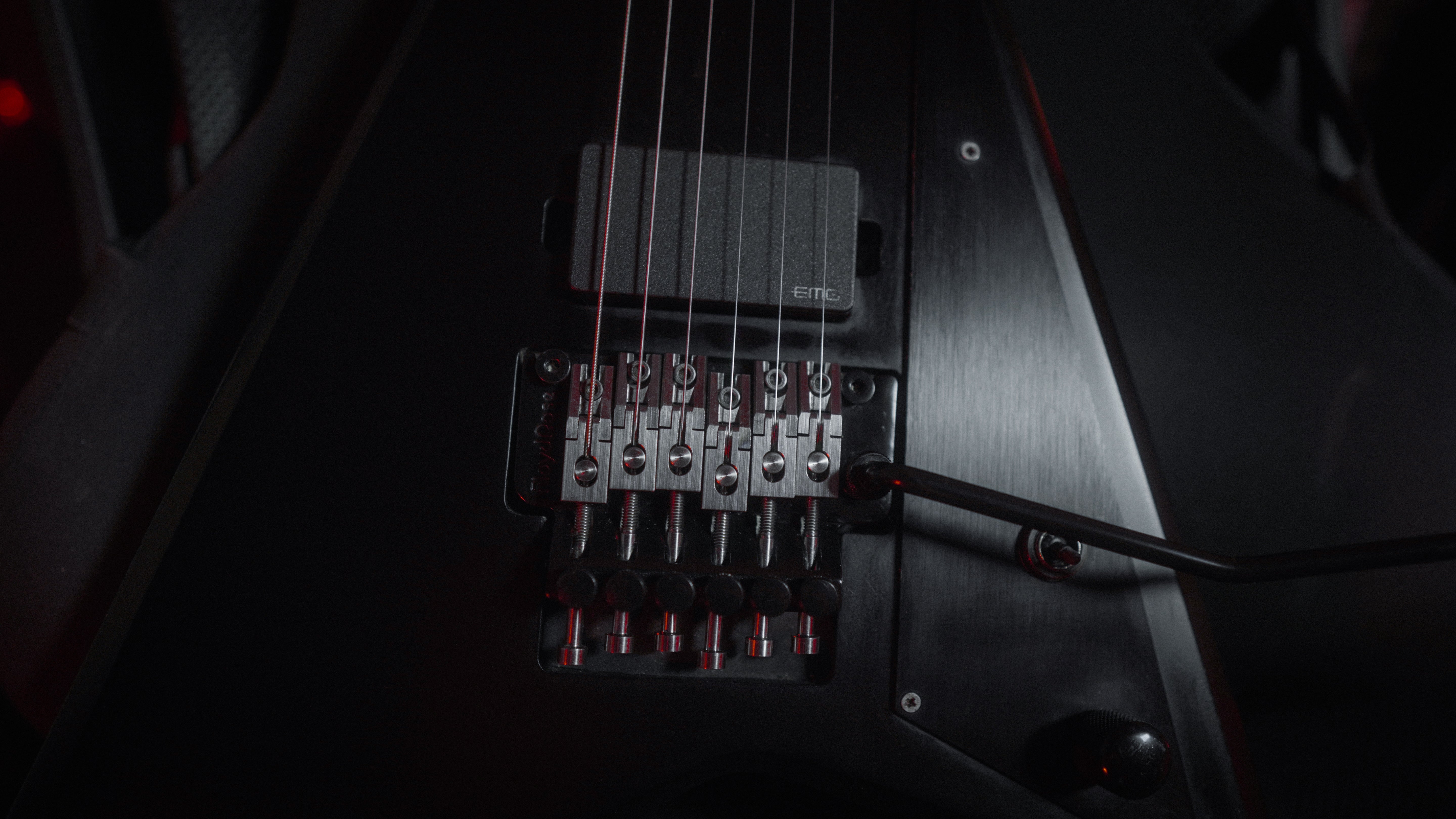 Titanium Tremolo Bridge Saddles Floyd Rose Compatible | Guyker