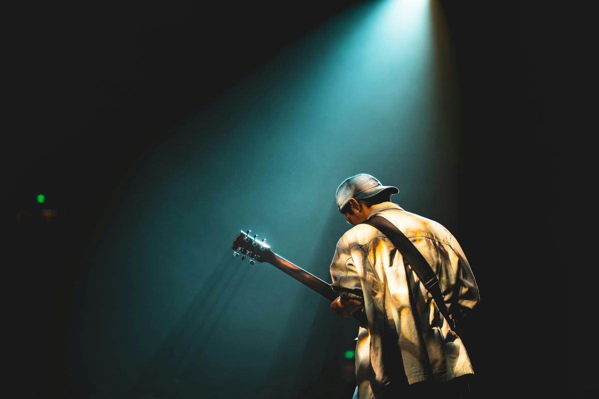 Everything you need to know about playing your first Gig on Guitar