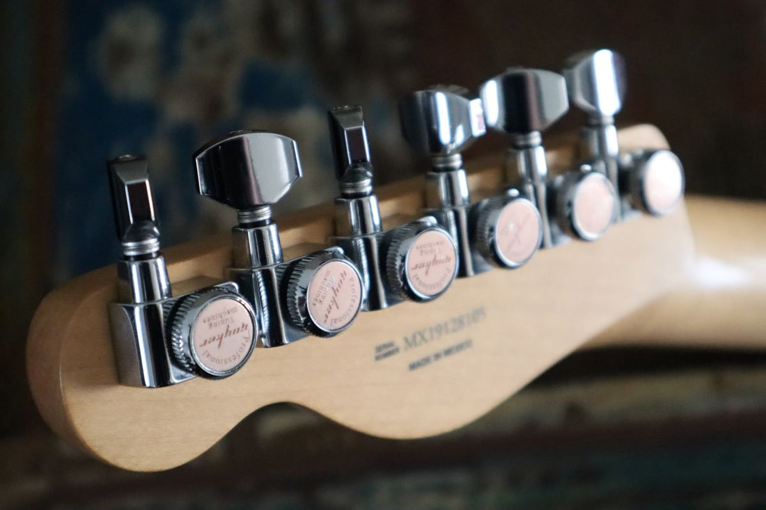 How tight should you tighten locking tuners?