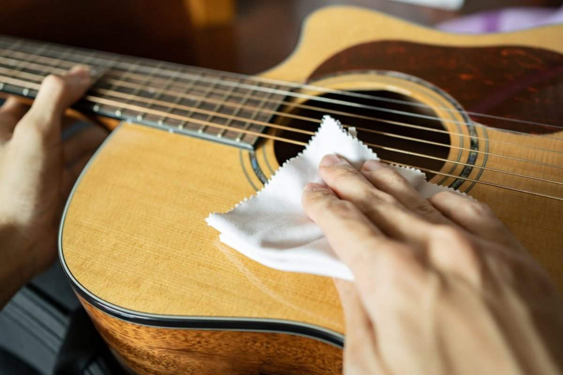Comment nettoyer les cordes de guitare