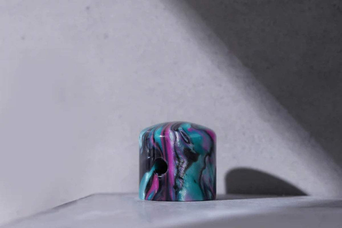 What are the Different Sizes of Guitar Knobs and Pots?