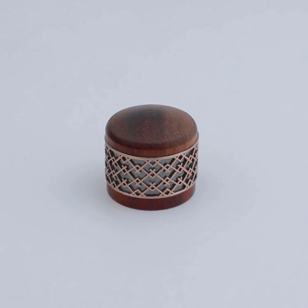 Antique Silver & Gold Potentiometer Control Knobs with Window Detailing Dia. 6mm for Guitar & Bass | Guyker
