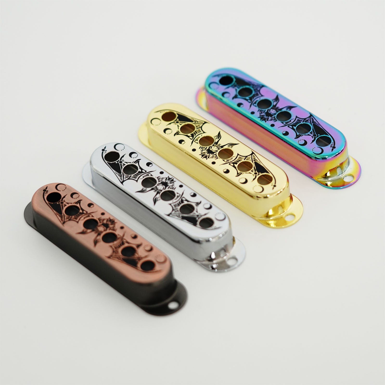 Bat Wings Brass Single Pickup Covers for Stratocaster®| Guyker