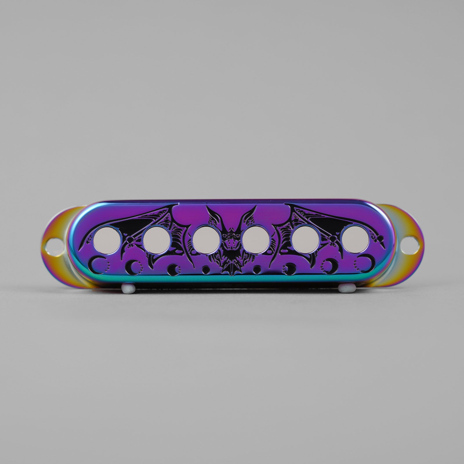 Bat Wings Brass Single Pickup Covers for Stratocaster®| Guyker