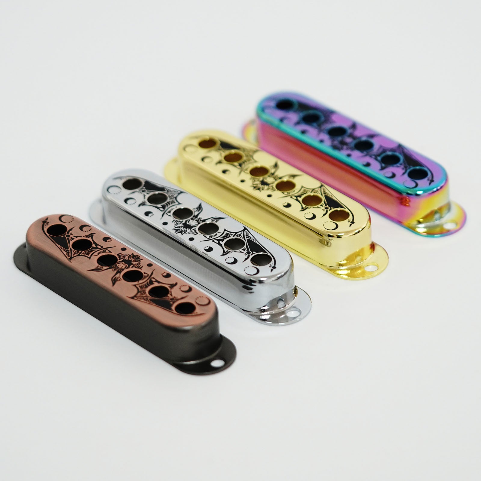 Bat Wings Brass Single Pickup Covers for Stratocaster®| Guyker