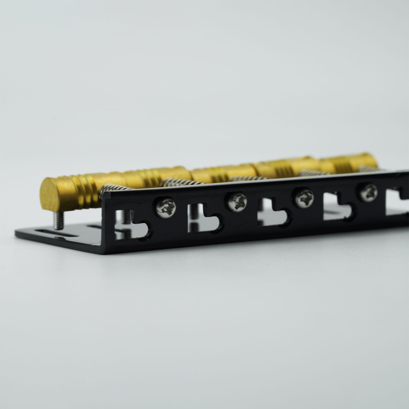 Guyker GB-205 5-String Electric Bass Bridge with Vintage Style Saddles