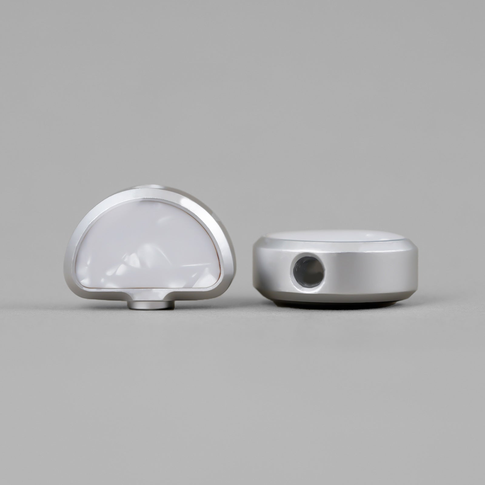 P04 Botones de afinación en forma de concha blanca Guyker para afinadores 3R3L
