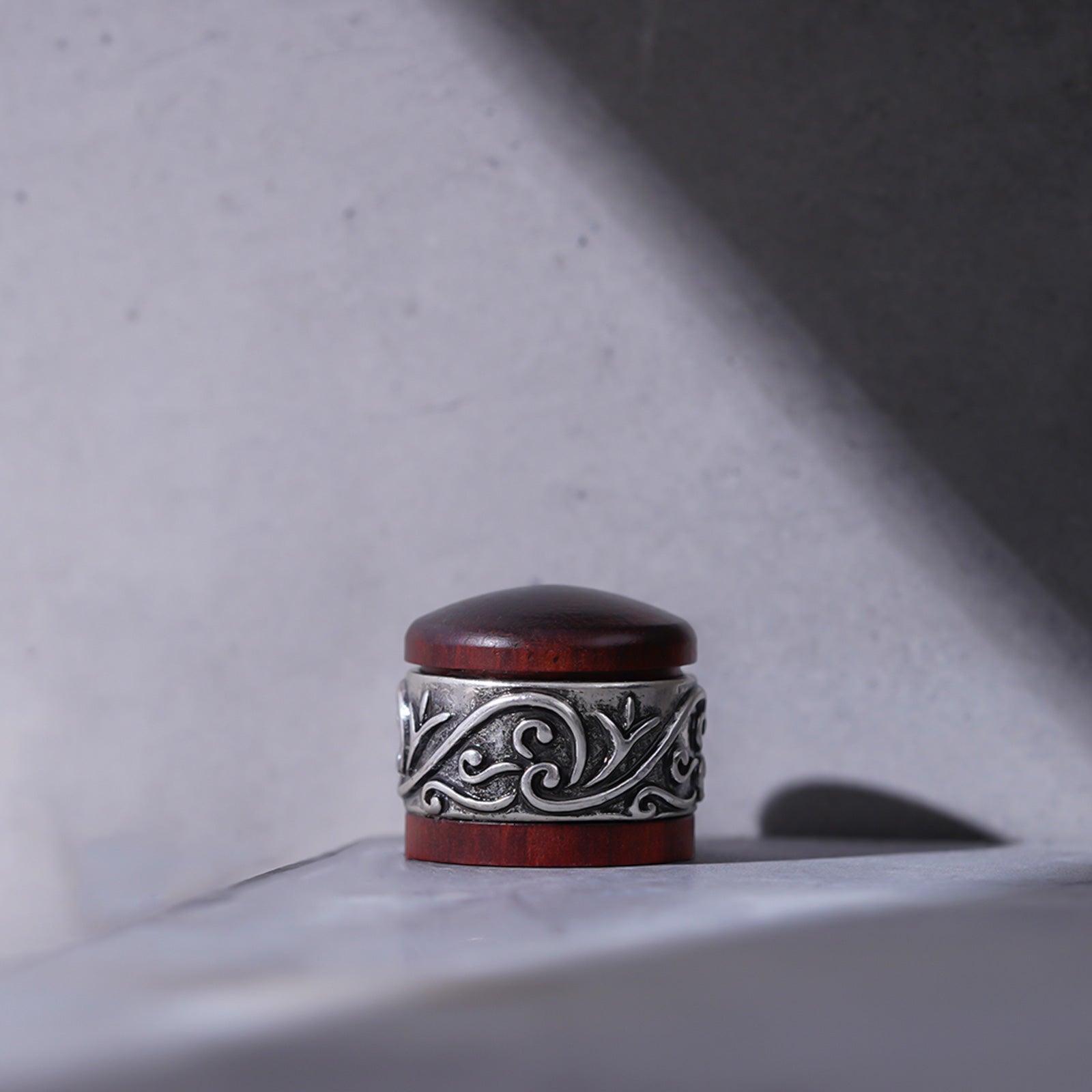 Red Sandalwood & Ebony Potentiometer Control Knob Dia. 6mm for Guitar & Bass | Guyker