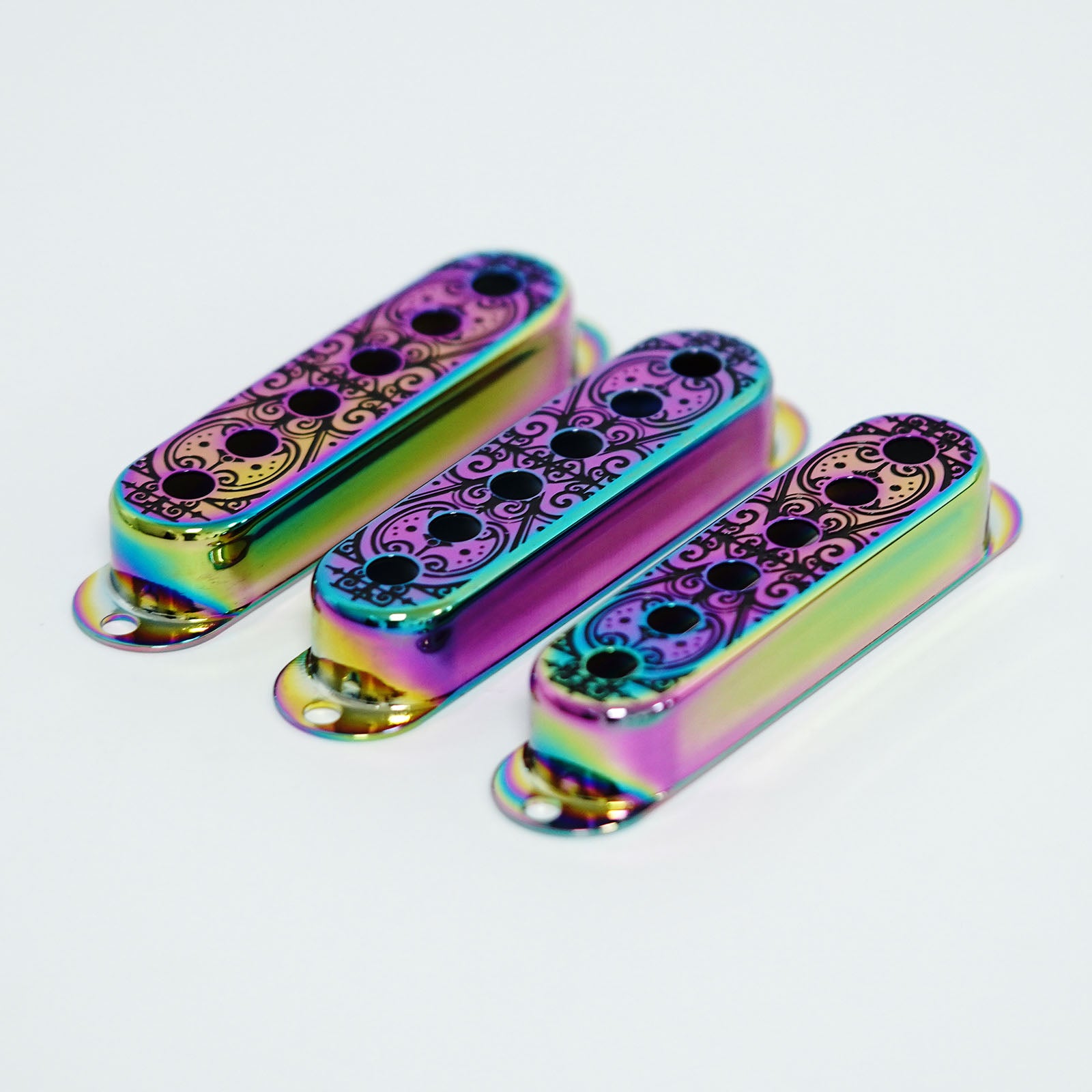 Scroll Pattern  Brass Single Pickup Covers for Strat Guitars | Guyker