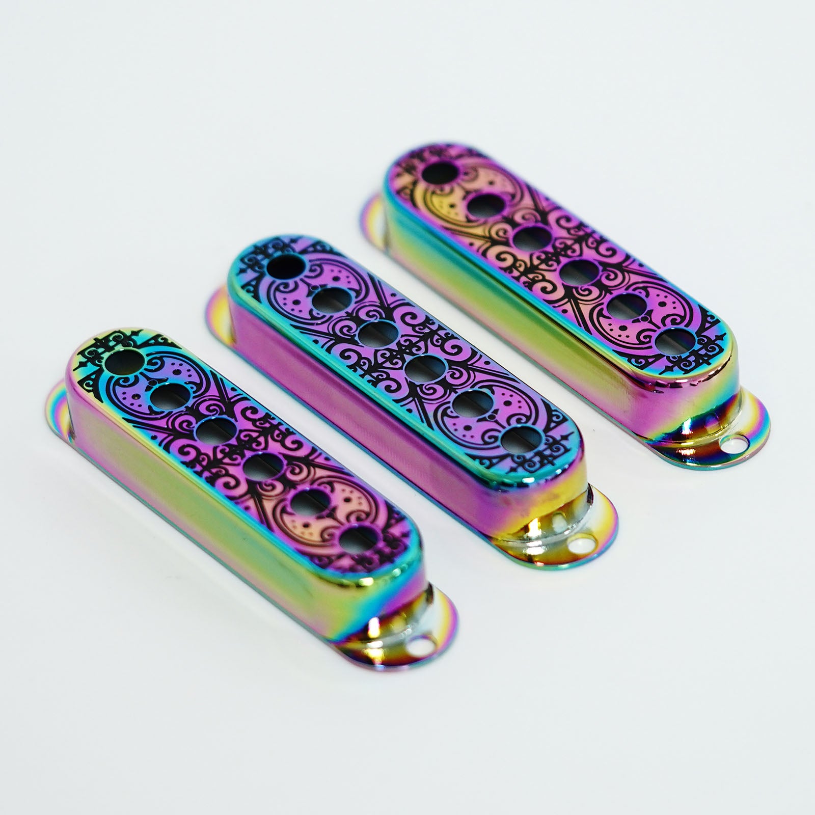Scroll Pattern  Brass Single Pickup Covers for Strat Guitars | Guyker