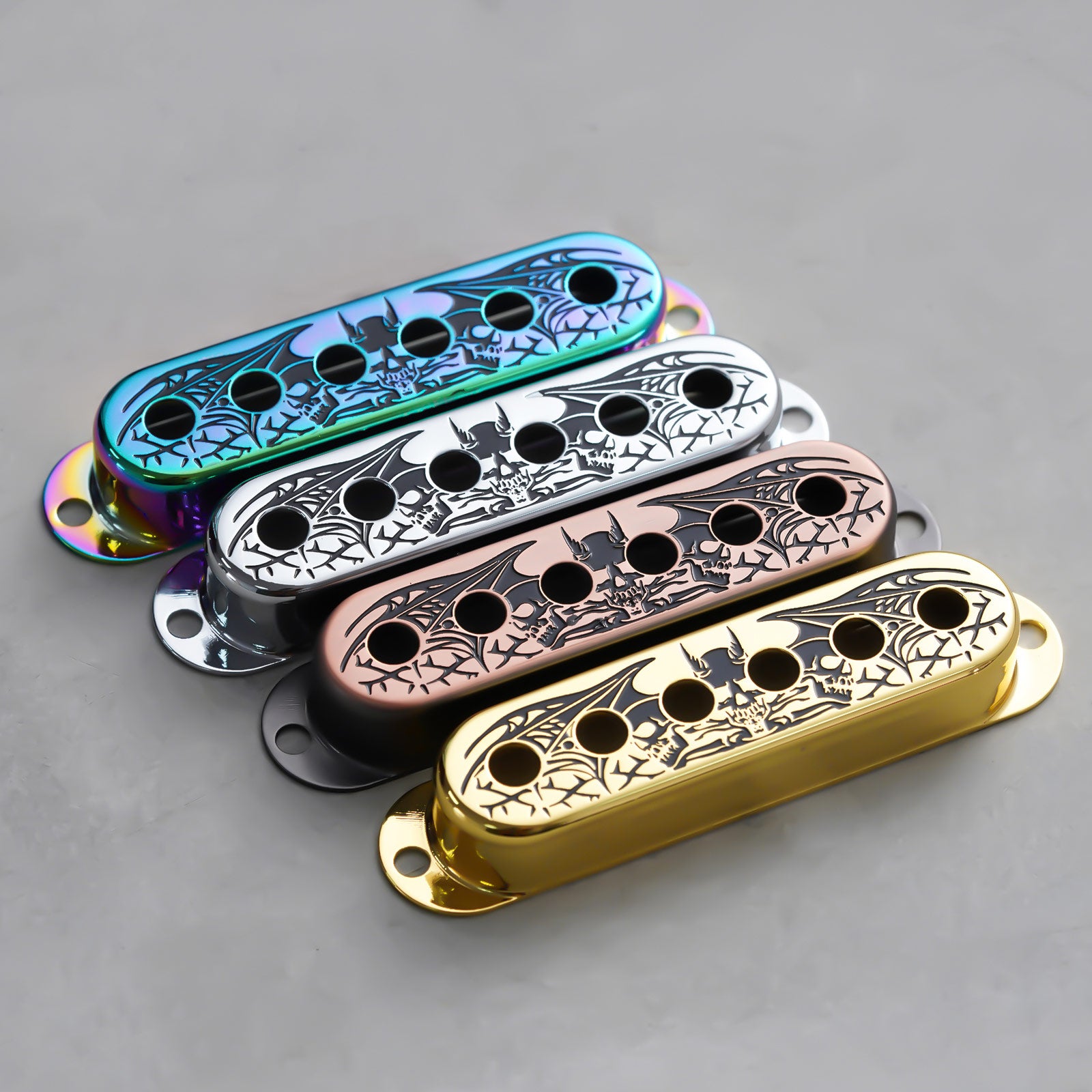 Skull Bat  Brass Single Pickup Covers for Stratocaster®  | Guyker